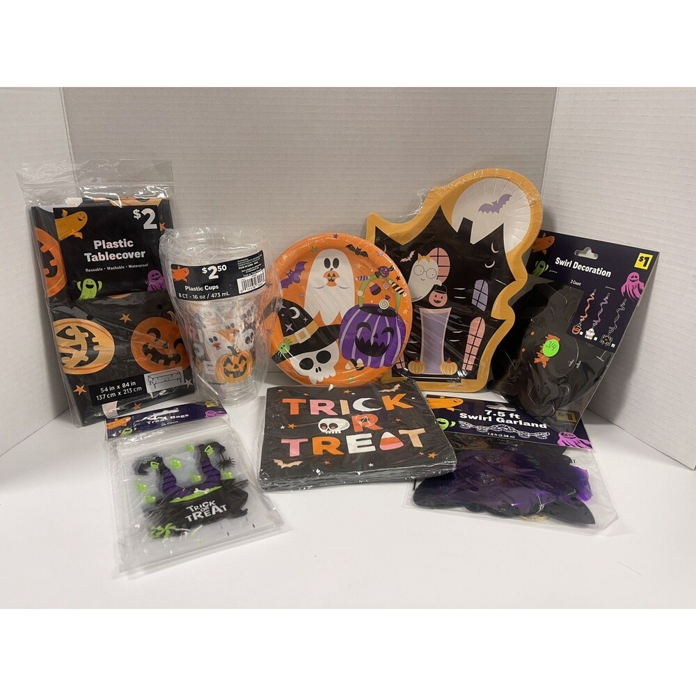 Halloween party supplies Plates, Cups, Napkins And decorations Party Of 8 #314